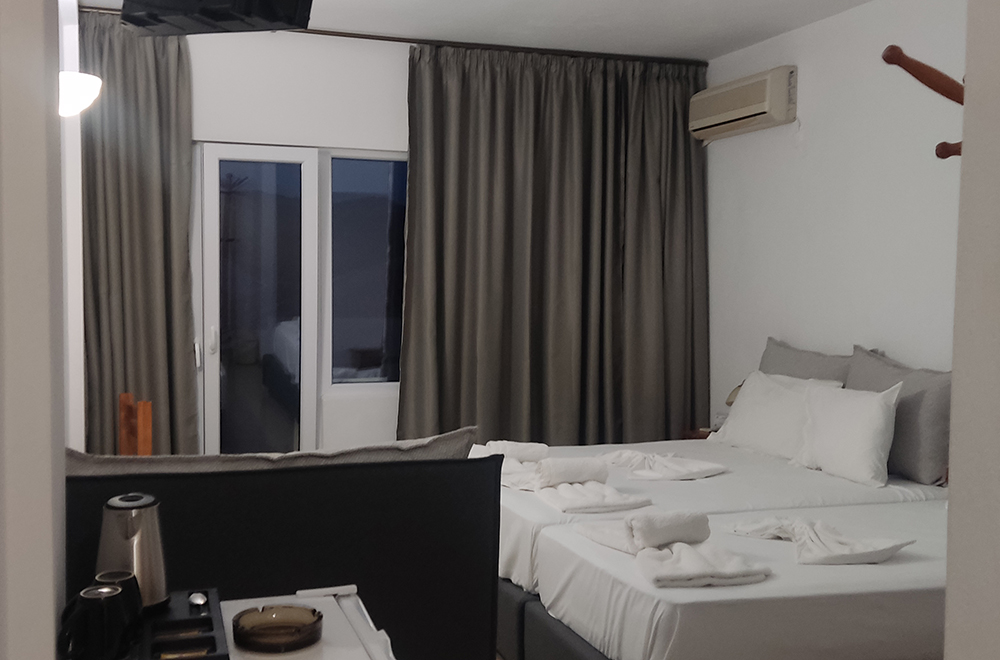 Family Quadruple Rooms with Side Sea View and Mountain View with Balcony (1 Double + 2 Twins Beds)